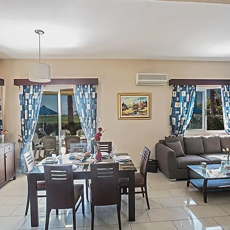 Βίλα Sunny Coast Αγία Νάπα